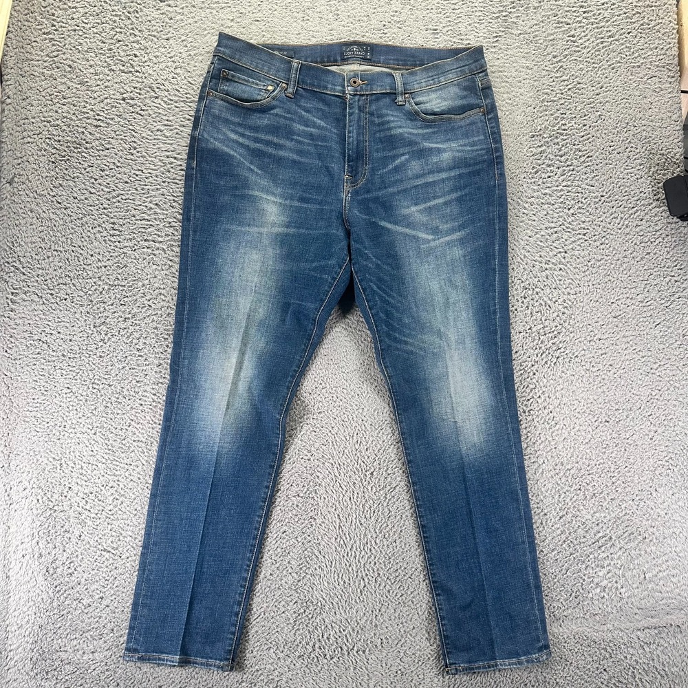 Lucky Brand 410 Jeans Mens 38x32 Blue Cotton Denim Straight Athletic Whiskered